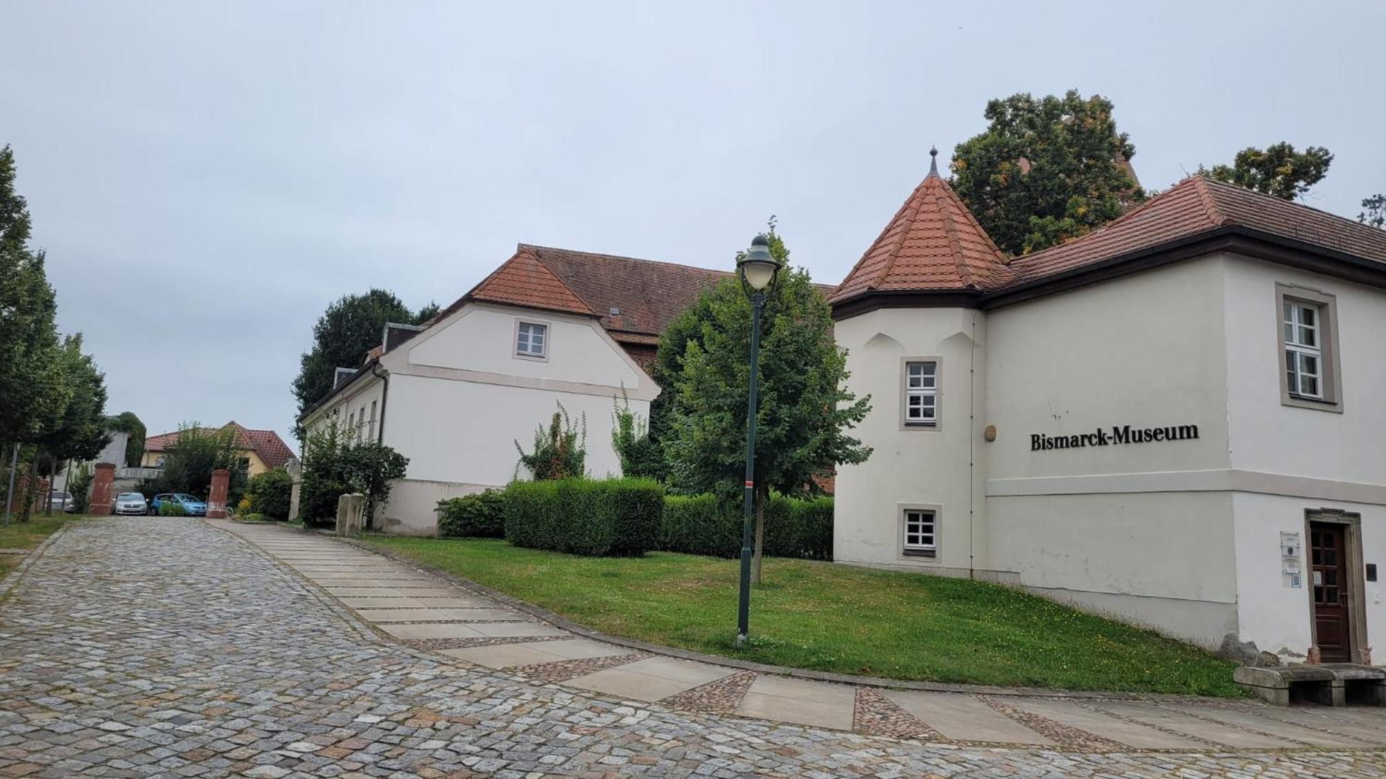 Elb- Havel Apartment Schonhausen